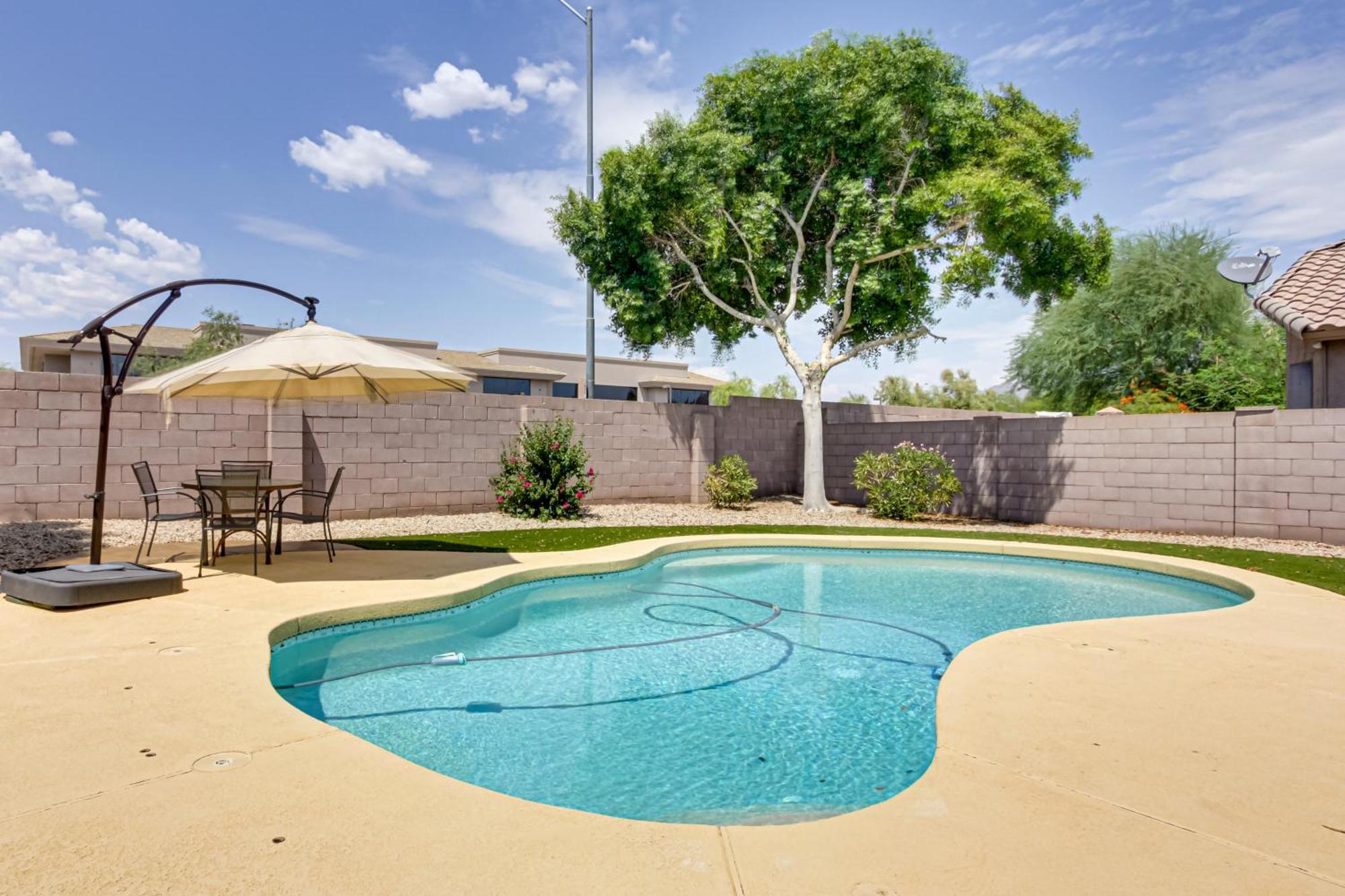 Spacious Retreat With Outdoor Oasis! * Scottsdale